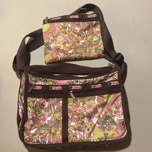LeSportsac Everyday Bag Crossbody Jungle Print/Animals, MATCHING COSMETICS POUCH